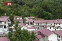 大山深处村民告别旧居